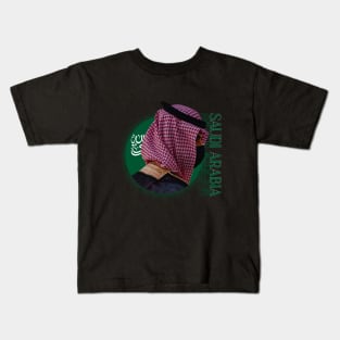 SAUDI ARABIA's TRADITIONALE DRESS GREEN SAUDI Kids T-Shirt